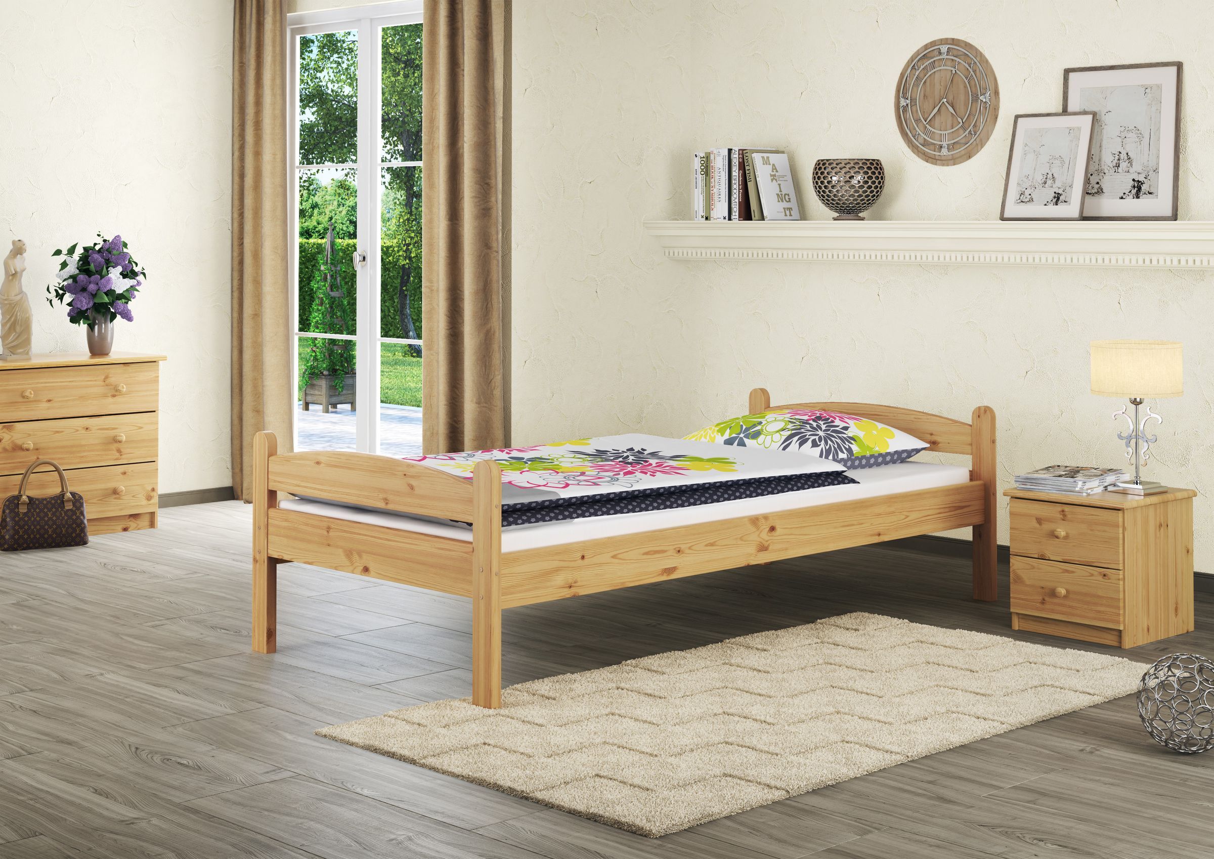 Tre varianti di solido letto classico 100x200 x adulti in Pino massello laccato V-60.32-10